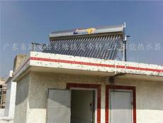 潮安县彩塘镇 从鸿晨发太阳能到彩塘中学的工业与教育缩影